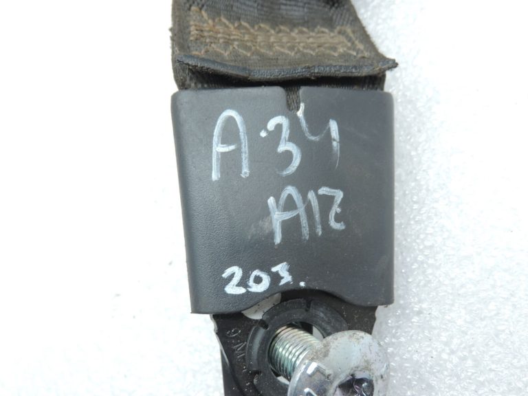 Chevrolet Captiva Opel Antara Otrās rindas labās drošības jostas sprādzes 96475890