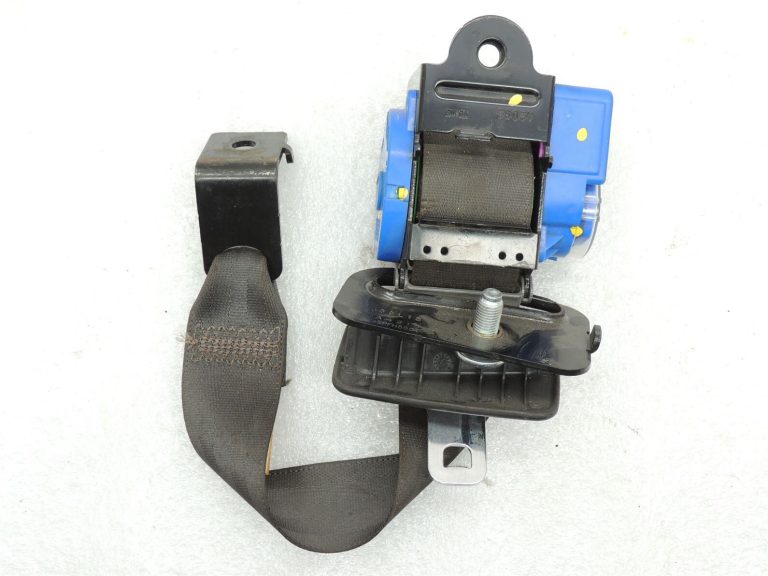 Chevrolet Captiva Opel Antara Aizmugurējā centrālā drošības josta melna 96475904