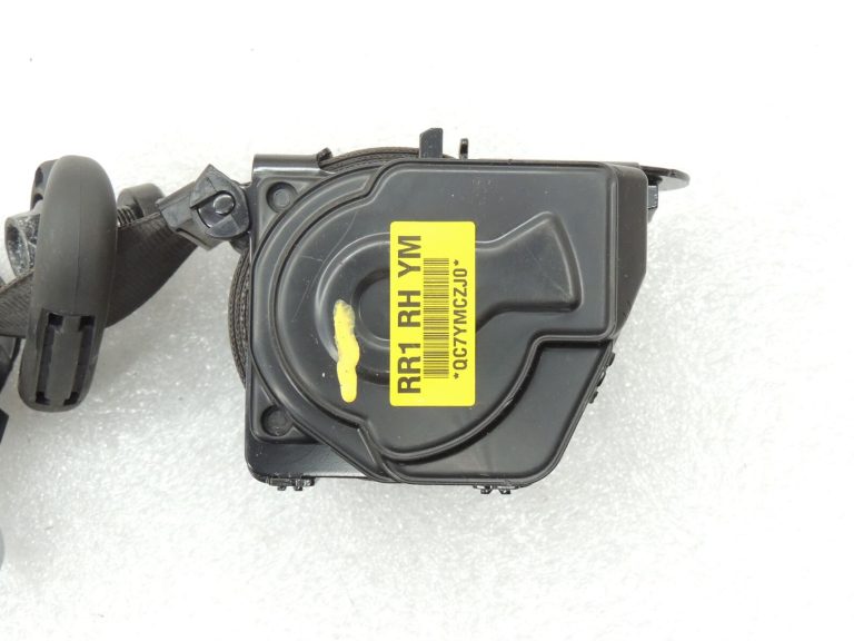 Chevrolet Captiva otrās rindas labās drošības jostas melnā krāsā 20820823