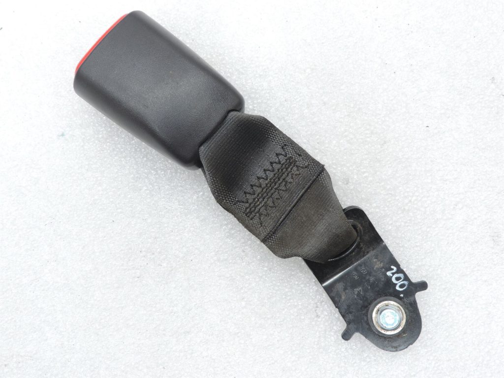 Opel Antara Chevrolet Captiva Rear left seatbelt buckle 96475892
