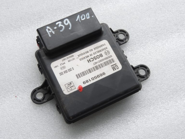 Opel Antara parkošanās palīgs PDC Parktronic vadības bloks 96955189