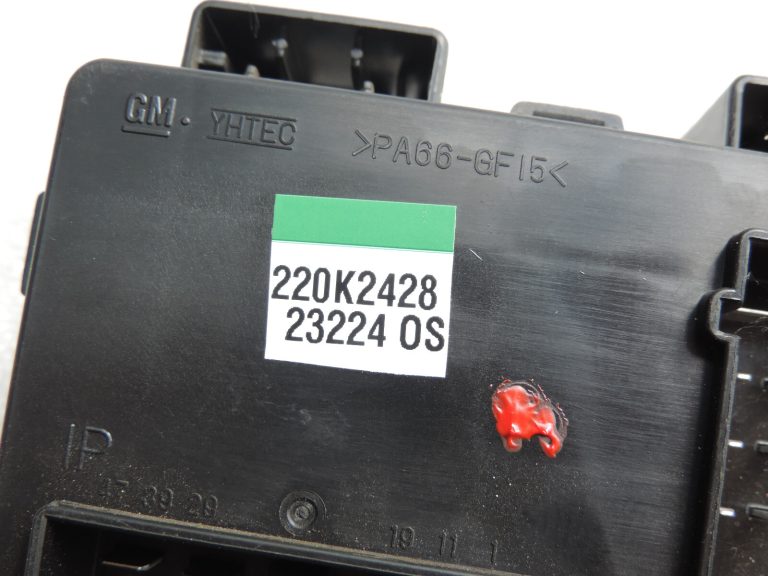 Opel Antara drošinātāju kārba releju kaste BSM moduļu vadības bloks 95137841