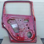 Chevrolet Orlando Aizmugurējās kreisās durvis Krāsa Aizmugurējās kreisās durvis GCS Velvet Red Metallic