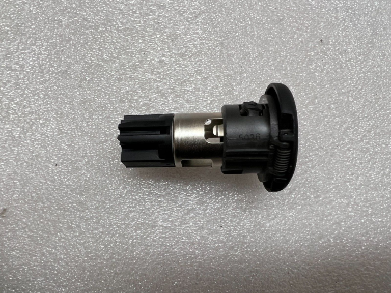 Oriģinālais Opel Antara USB AUX PORT ar 2x ligzdu piederumu kabelim