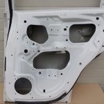 Opel Antara Aizmugurējās durvis labās puses krāsa GAZ / 40R Sniega balta