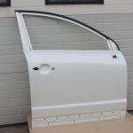 Opel Antara Priekšējās durvis labās puses labās puses – Krāsa – kristālbalta – 13U / GBQ