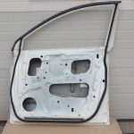 Opel Antara Priekšējās durvis labās puses labās puses – Krāsa – kristālbalta – 13U / GBQ