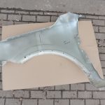 Opel Antara priekšējais labās puses dubļusargs – krāsa – kristālbalts – 13U / GBQ