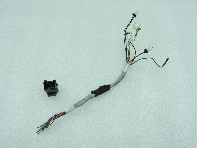 Ārējais spogulis kreisais labais vadu instalācija el. salokāms ar indikatoru Chevrolet Captiva