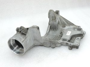 Original Chevrolet Captiva Opel Antara 2.2d oil filter housing 25194089 25183556