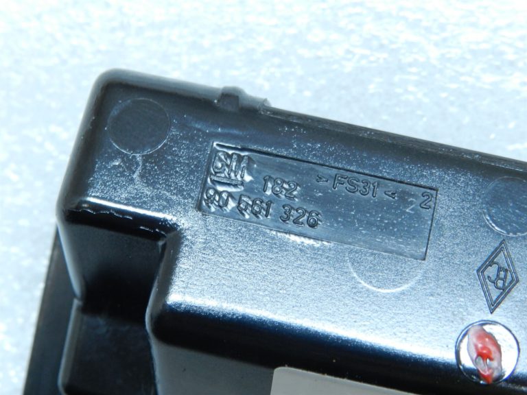 Opel Astra G centrālās konsoles glabāšanas nodalījums pelnu trauks 90437575