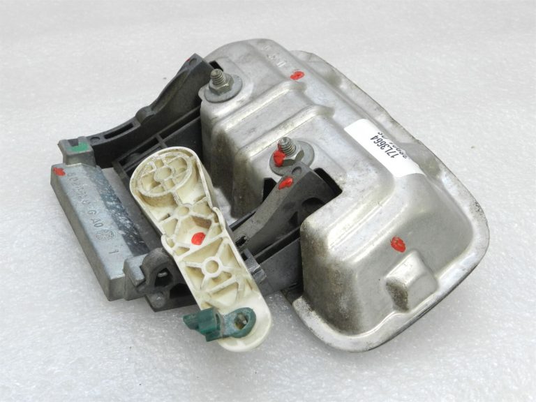 Opel Astra G ārējo durvju rokturis aizmugurējais kreisais 24443948 Krāsa – gaiši sudraba – 163
