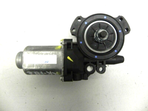 Hyundai Santa Fe II loga regulatora motora aizmugurējais kreisais loga regulators 834502B000