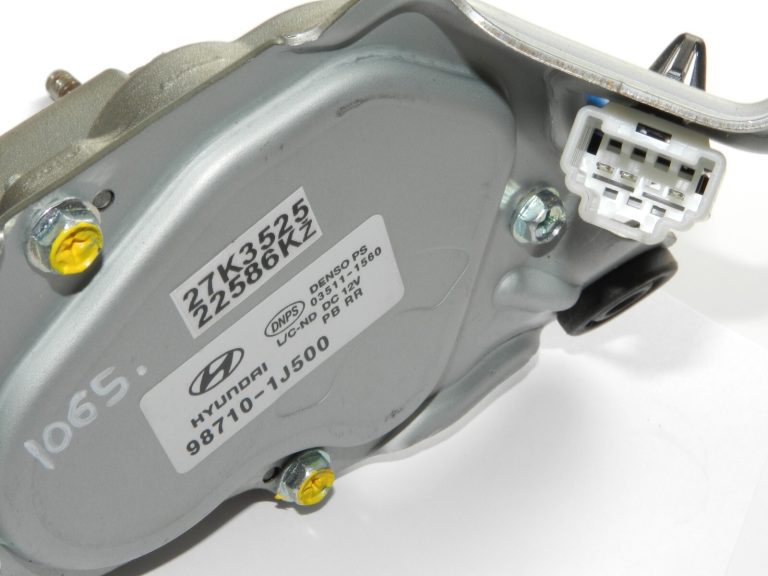Hyundai i20 I (PB) Aizmugurējā stikla tīrītāja motors Aizmugurējā stikla tīrītāja motors 98710-1J500 Oriģināls