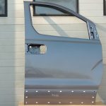 Hyundai H1 i800 TQ priekšējās labās durvis NDA krāsa – Pelēka TITANUM Priekšējās labās durvis