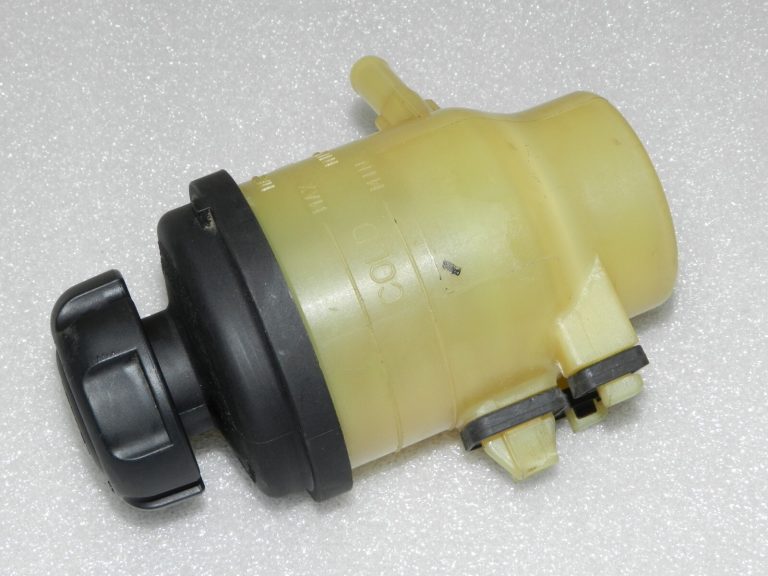 Hyundai H1 i800 II (TQ) 2.5 CRDi Servo eļļas rezervuārs 57150 4H000 Oriģināls