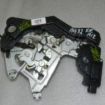 Hyundai H1 i800 II (TQ) Bīdāmo durvju kreisais bloķēšanas mehānisms 81440 4H050