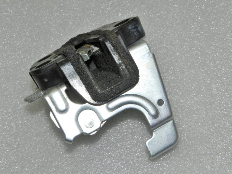 Hyundai H1 i800 II (TQ) bīdāmo durvju kreisā aizbīdņa fiksatora komplekts 81410 4H000
