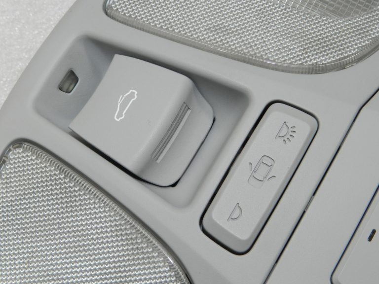 2011 Hyundai i40 Interjera apgaismojums ar panorāmas jumta slēdzi 92810-3Z400TX 92800Z