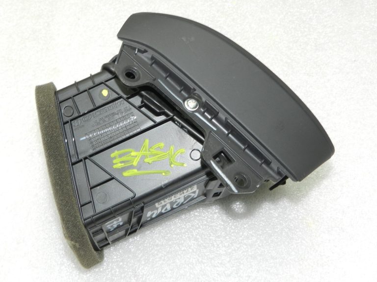 Hyundai i20 II GB instrumentu paneļa ventilācijas atveres ventilācijas režģis priekšējais labais 97490C-8900TRY