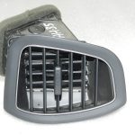 Hyundai i20 II GB instrumentu paneļa ventilācijas atveres ventilācijas režģis priekšējais labais 97490C-8900TRY