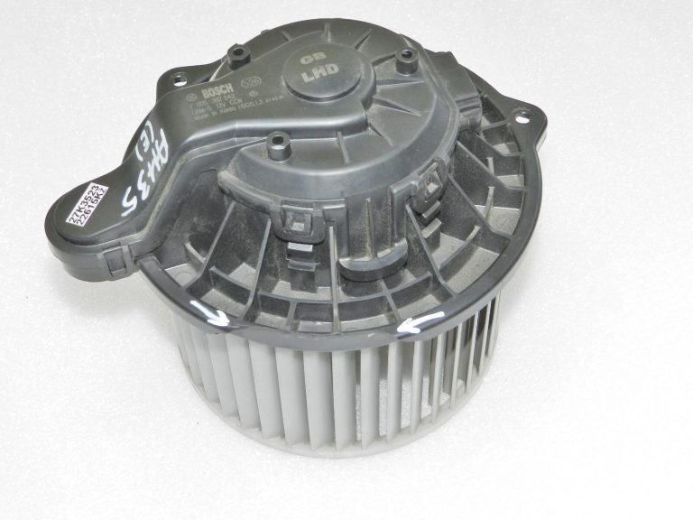Hyundai i20 II (GB) Sildītāja ventilatora motors 97126C-8000 Oriģināls BOSCH