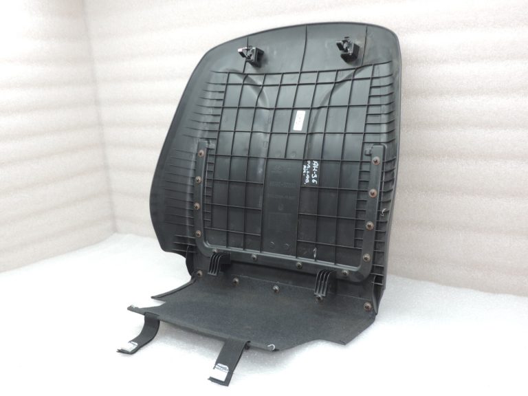 Hyundai i40 priekšējo sēdekļu atzveltnes pārsegs 883913Z000RY 88392-3Z000