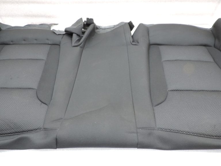 Hyundai i40 aizmugurējo sēdekļu pārvalks ar apsildi 891603Z010V2F 89190-3Z000