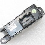 Hyundai i40 sēdekļa apsildes slēdzis priekšējais kreisais 937303Z060, 93730-3Z060