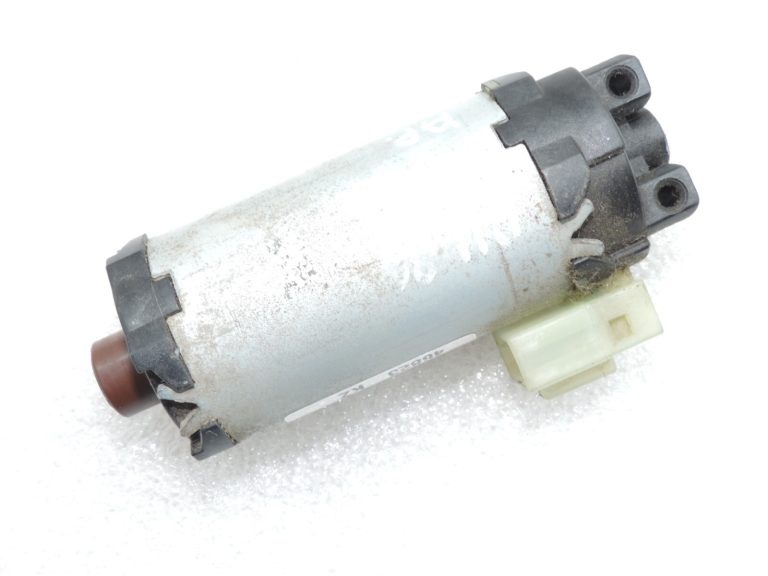 Hyundai i40 Priekšējais kreisais vadītāja sēdekļa regulēšanas dzinējs 885813X003 88581-3S100