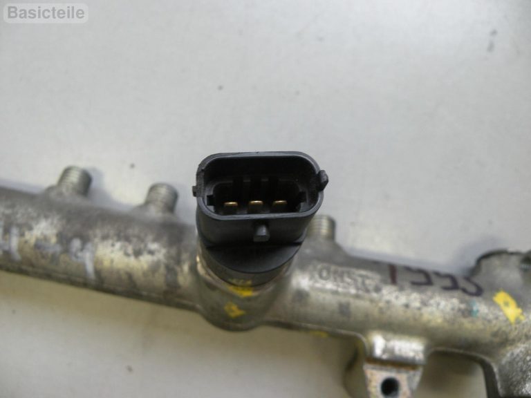 Hyundai Getz degvielas iesmidzināšanas kolektora degvielas spiediena sensors Bosch