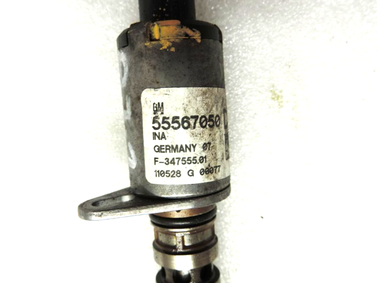 Oriģināls GM Opel Chevrolet sadales vārpstas sensora solenoīda vārsts 55567050