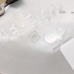 Opel Astra J Hečbeks aizmugurējā bampera velkoņa vāciņš Argon Silver 13266588