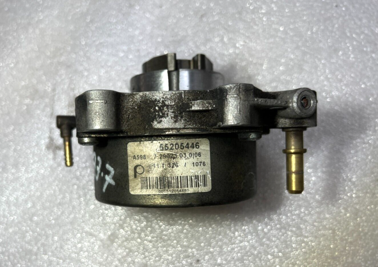 Opel Astra J 2.0CDTi vakuuma sūknis 55205446 55488984