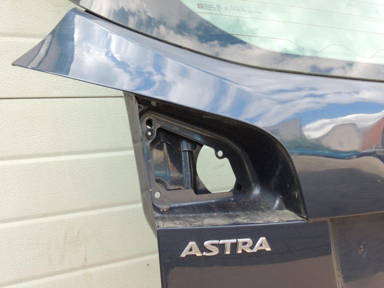 Opel Astra J Kombi bagāžnieka vāka krāsa okeāna zila – 22A GEU