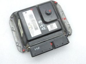 Opel 1.7CDTi A17DTJ A17DTL A17DTR Dzinēja vadības bloks Vadības bloks 55579443 Denso