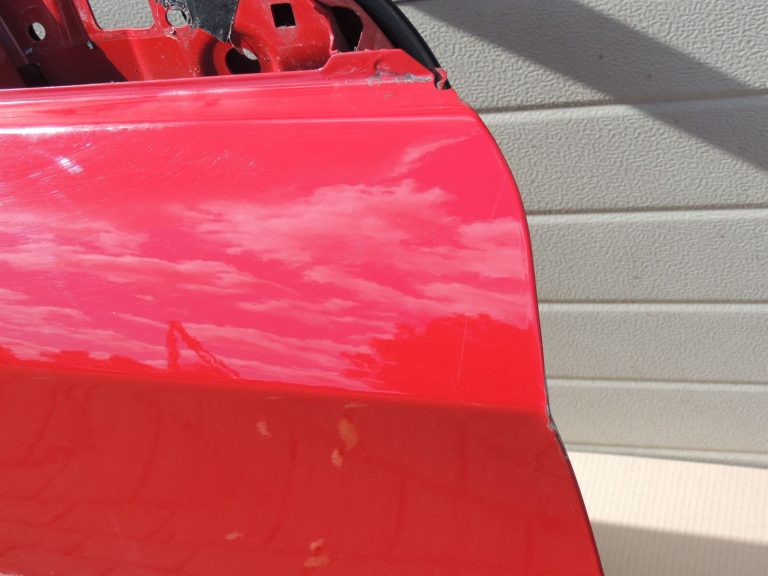 Alfa Romeo Giulietta 940 priekšējo durvju labo durvju labo durvju krāsa – 289 – Rosso Alfa