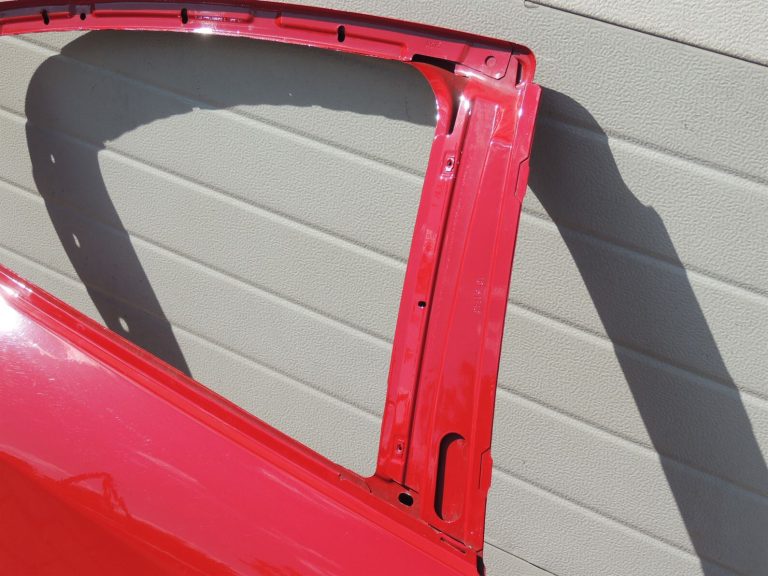 Alfa Romeo Giulietta 940 Aizmugurējās labās durvis Labās krāsas – 289 – Rosso Alfa