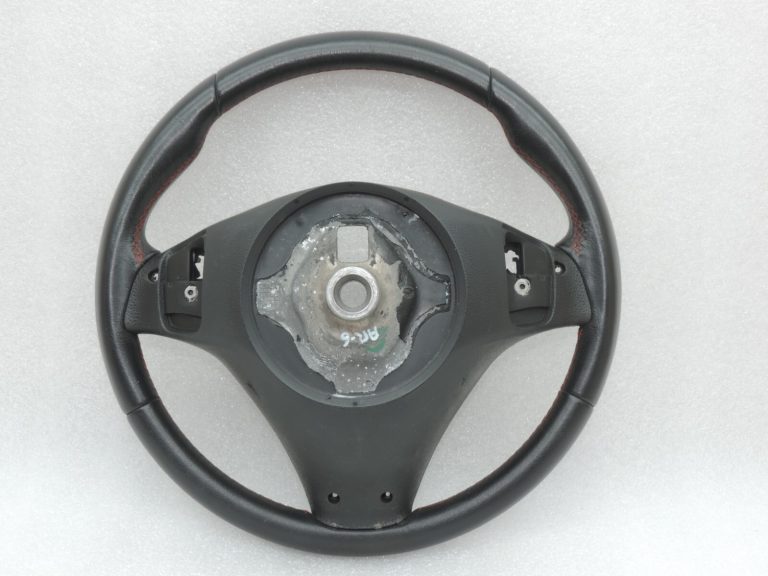 Oriģināls Alfa Romeo Giulietta 940 sporta stūres rats ar sarkanām šuvēm, āda 71769227