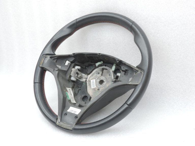 Oriģināls Alfa Romeo Giulietta 940 sporta stūres rats ar sarkanām šuvēm, āda 71769227