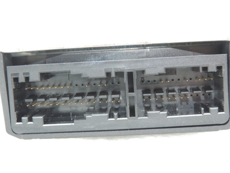 Oriģinālais Alfa Romeo Giulietta 940 gaisa spilvena vadības bloks 50520767