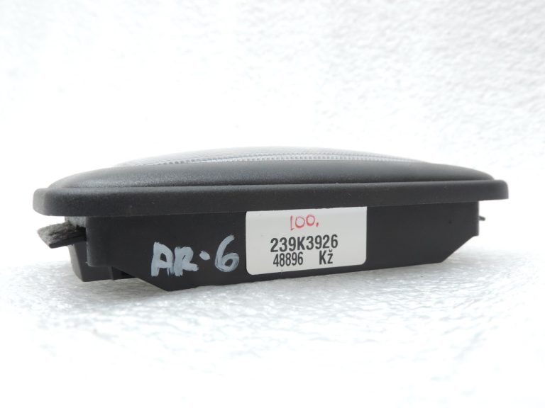 Oriģināls Alfa Romeo Giulietta 940 aizmugurējais salona apgaismojums melns 735482599