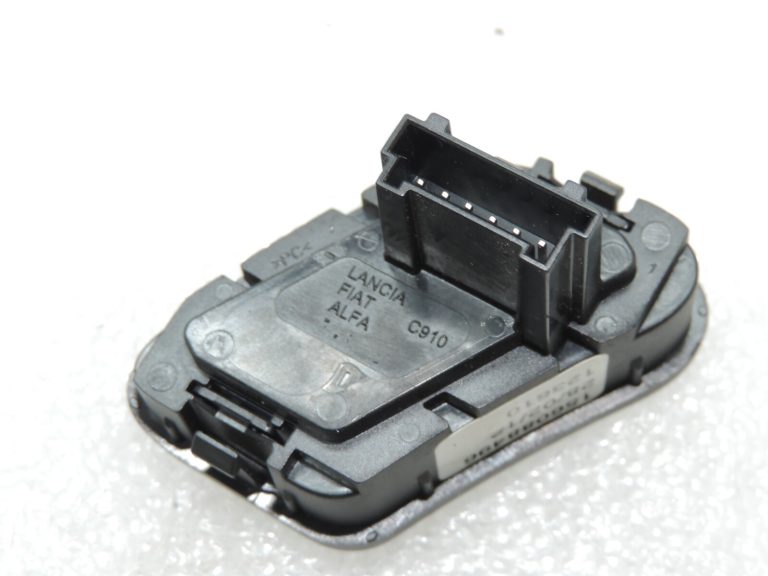 Oriģinālais Alfa Romeo Giulietta 940 instrumentu paneļa slēdzis SET ESC 156091527