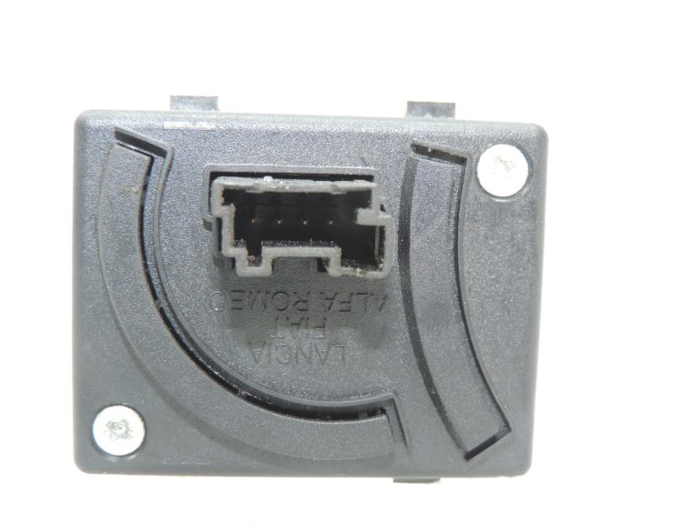 Oriģinālais Alfa Romeo Giulietta 940 gaisa kondicioniera gaisa kvalitātes sensors 50510298 50510297