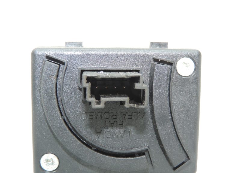 Oriģinālais Alfa Romeo Giulietta 940 gaisa kondicioniera gaisa kvalitātes sensors 50510298 50510297