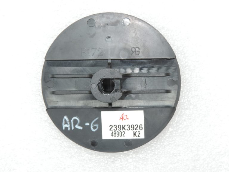 Oriģināls Alfa Romeo Giulietta 940 gumijas spilventiņš zem akseleratora pedāļa 50521607