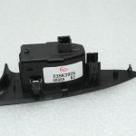 Oriģināls Alfa Romeo Giulietta 940 Logu regulatora slēdzis aizmugurējā labajā pusē 156150332