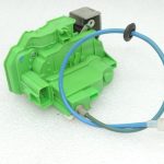 Oriģinālā Alfa Romeo Giulietta 940 aizmugurējo kreiso durvju slēdzene 71754428 71775809