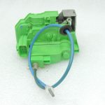 Oriģinālā Alfa Romeo Giulietta 940 aizmugurējo kreiso durvju slēdzene 71754428 71775809