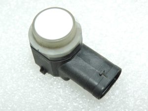 Oriģinālais Alfa Giulietta 940 aizmugurējā bampera stāvvietas sensors (Bianco Ghiaccio)